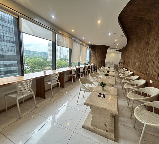 필리핀 세부 아이티파크 큐큐 qq어학원 기숙사 라운지
