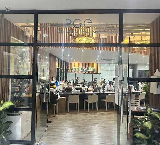 필리핀 세부 아이티파크 큐큐 qq어학원 출입구, 로비