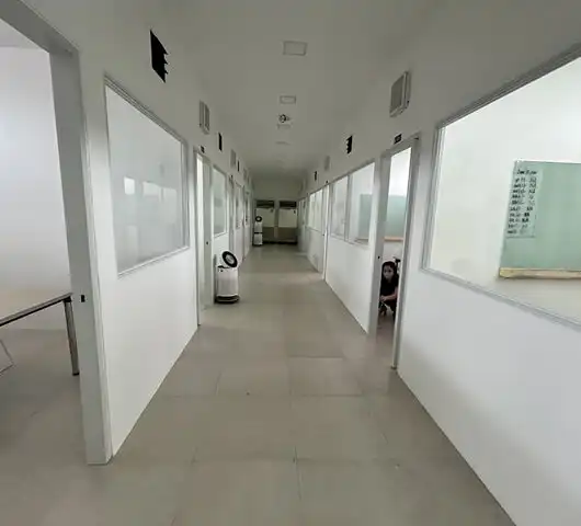 필리핀 ev어학원 lamer(라메르) 캠퍼스 어학연수/가족연수/주니어캠프 그룹 강의실 복도