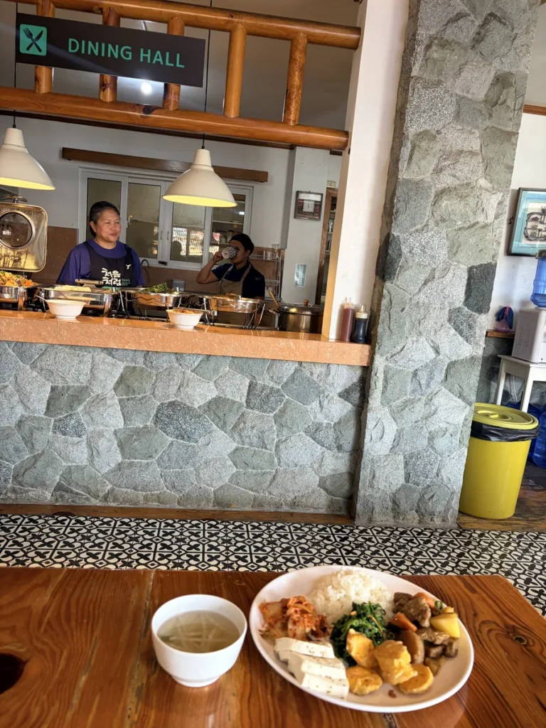 필리핀 바기오 BECI어학원 식당 다이닝홀 입구와 백반