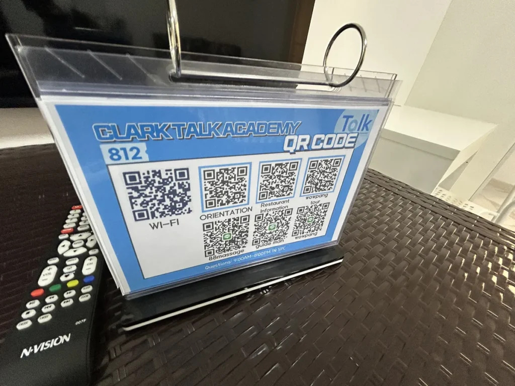 필리핀 클락 TALK어학원 기숙사 객실 안내 QR코드판