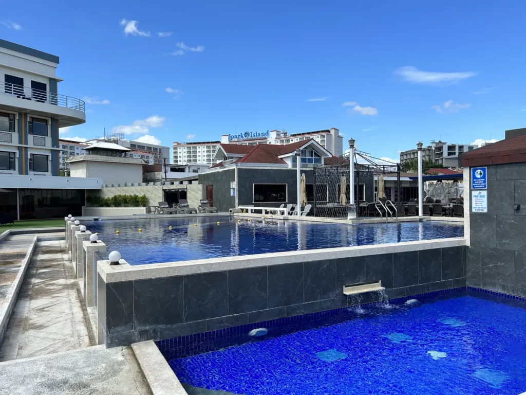 필리핀 세부 SMEAG엔칸토 수영장 단차 폭포 구조 풀