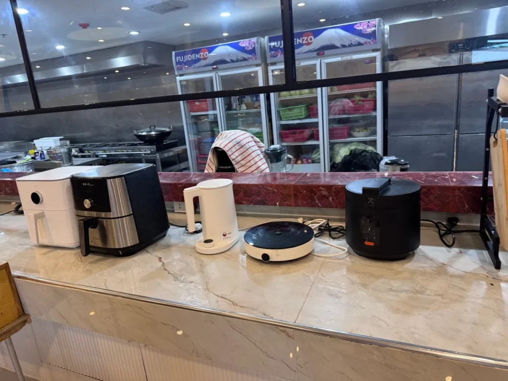 필리핀 세부 SMEAG엔칸토 공용주방 에어프라이어·밥솥 가전