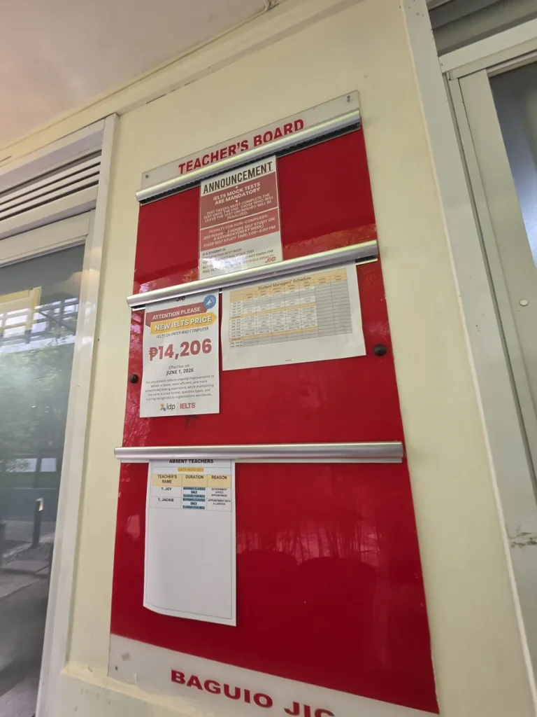 필리핀 바기오 JIC어학원 티처스 보드 IELTS 가격 안내판