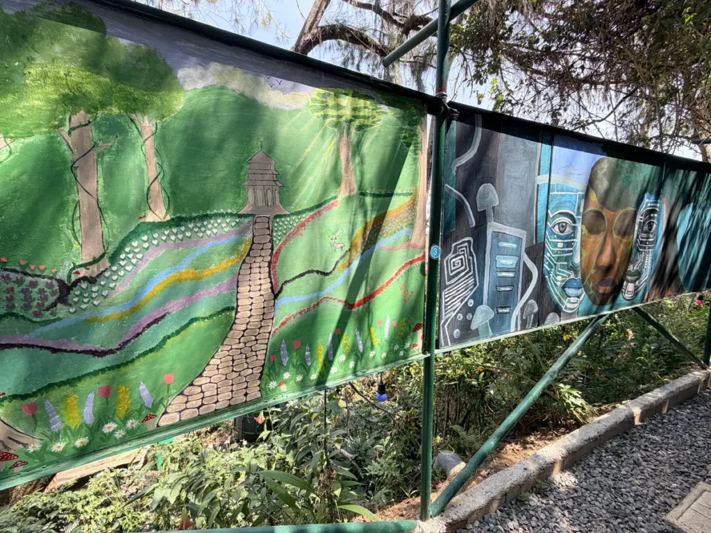 필리핀 바기오 JIC어학원 산책로 숲과 마을 그림 벽화 갤러리