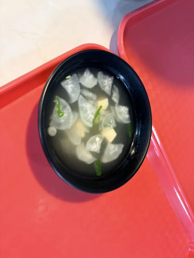 필리핀 바기오 PINES어학원 식사 맑은 무국 한 그릇