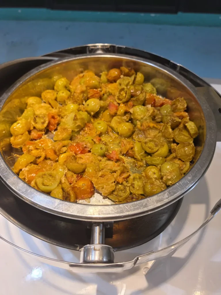 필리핀 세부 B CEBU어학원 식사 토마토 넣은 채소조림