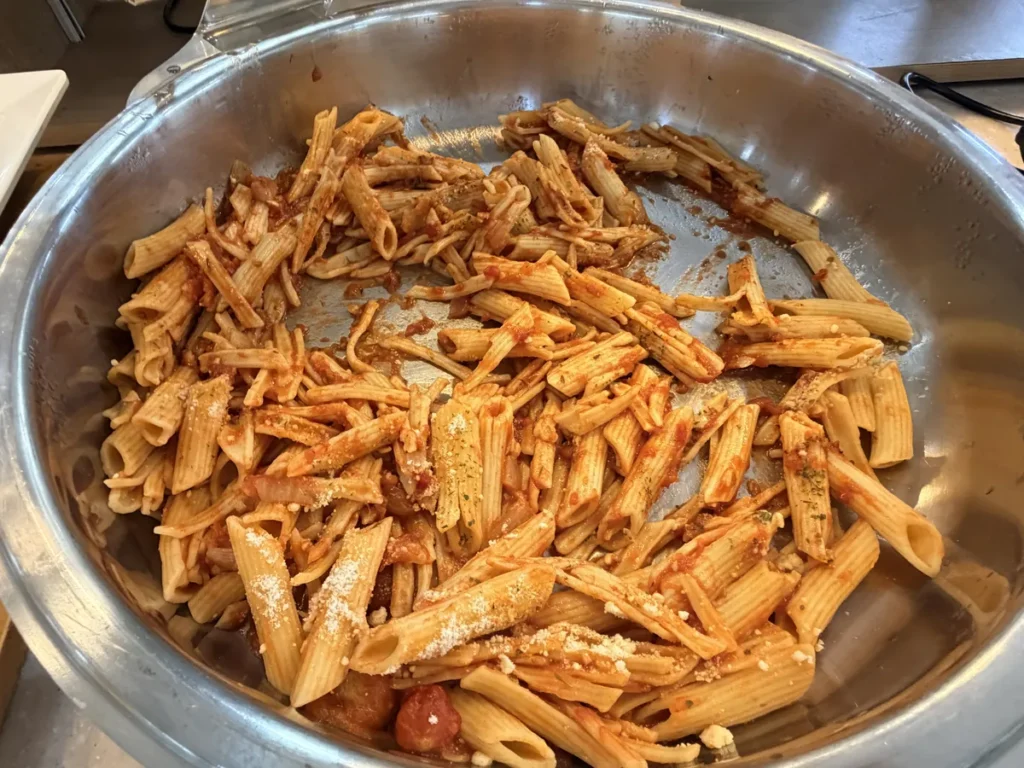 필리핀 세부 BESTA어학원 라메디 식당 토마토 펜네 파스타
