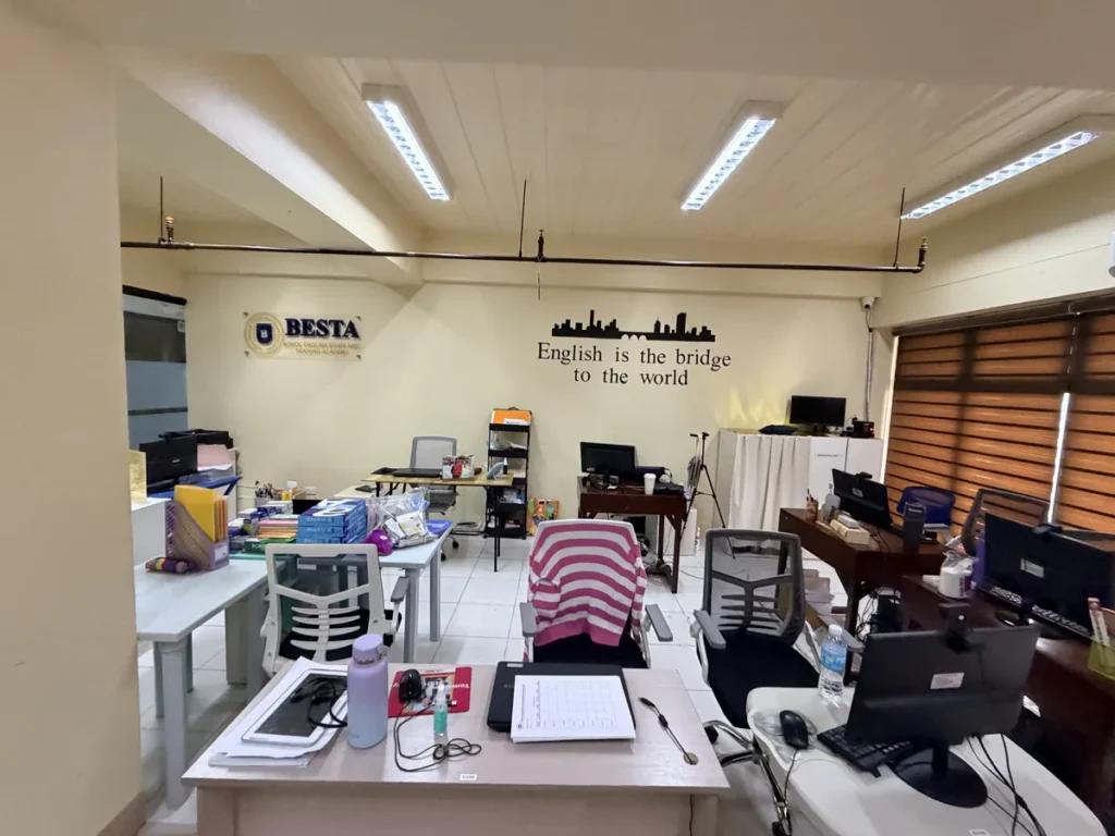 필리핀 세부 BESTA어학원 본원 온라인 수업 교사실